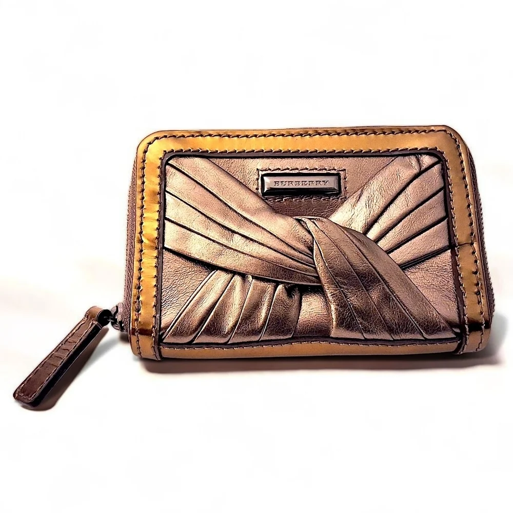 Burberry Metallic Knot Leather Small Zip Wallet